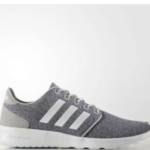 Gray Adidas Cloudfoam QT Racer Size 6 Tennis Shoes